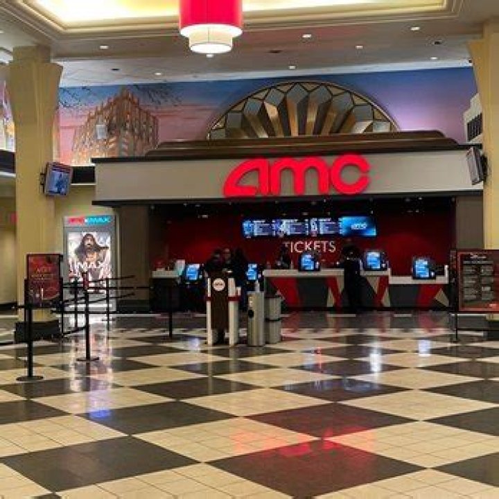 AMC Kips Bay 15: Showtimes, Tickets & Info - Your NYC Movie Guide!