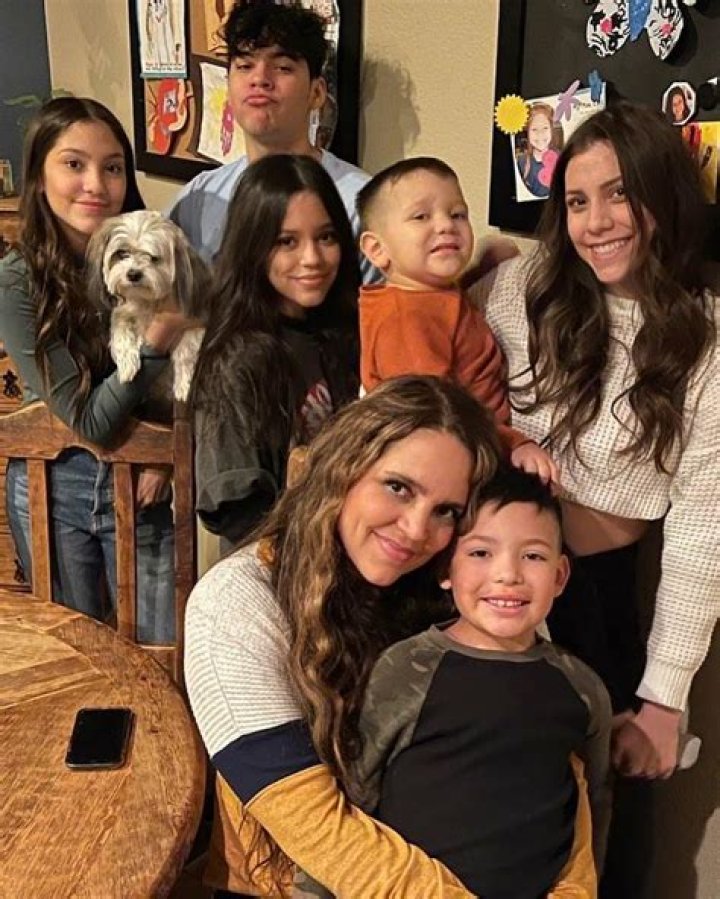 Jenna Ortega: Age, Family & Career Highlights | Latest News