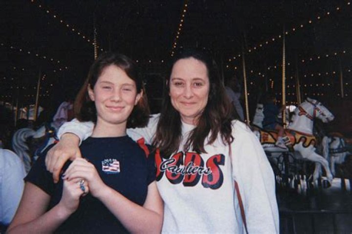 Samantha Lewes: Cause of Death & What Happened?