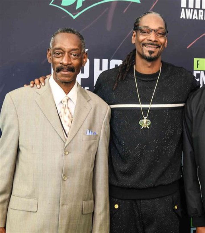 Vernell Varnado: Snoop Dogg's Father - His Life & Family History